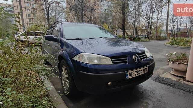 Синий Рено Меган, объемом двигателя 1.6 л и пробегом 217 тыс. км за 5000 $, фото 13 на Automoto.ua