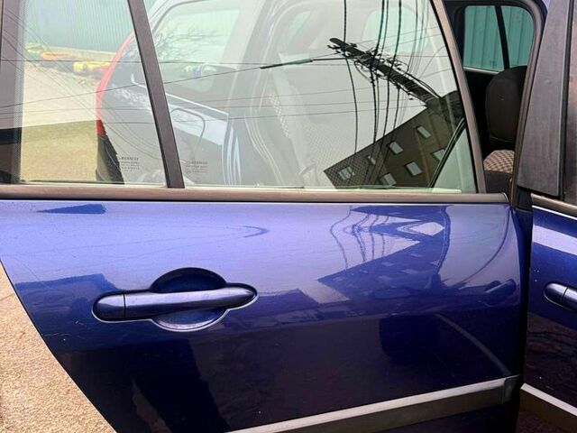 Синій Рено Меган, об'ємом двигуна 1.6 л та пробігом 277 тис. км за 6000 $, фото 11 на Automoto.ua