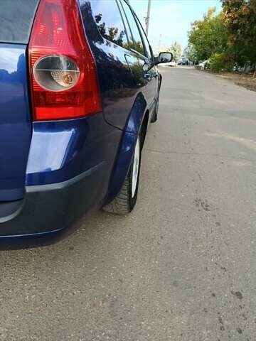 Синий Рено Меган, объемом двигателя 1.6 л и пробегом 250 тыс. км за 4000 $, фото 10 на Automoto.ua