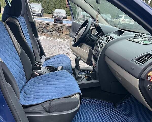 Синій Рено Меган, об'ємом двигуна 1.39 л та пробігом 153 тис. км за 4750 $, фото 11 на Automoto.ua