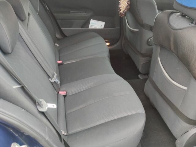 Рено Меган 2004 у Києві на Automoto.ua Синій Рено Меган, об'ємом двигуна 0 л та пробігом 302 тис. км за 4500 $, фото 12 на Automoto.ua