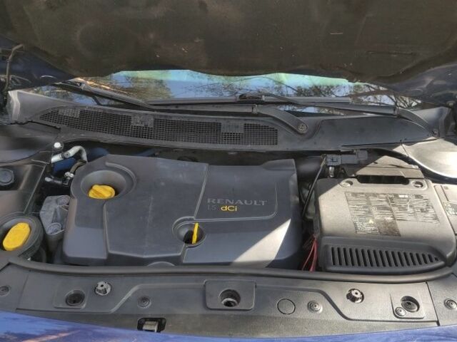Синій Рено Меган, об'ємом двигуна 0.15 л та пробігом 358 тис. км за 3600 $, фото 9 на Automoto.ua