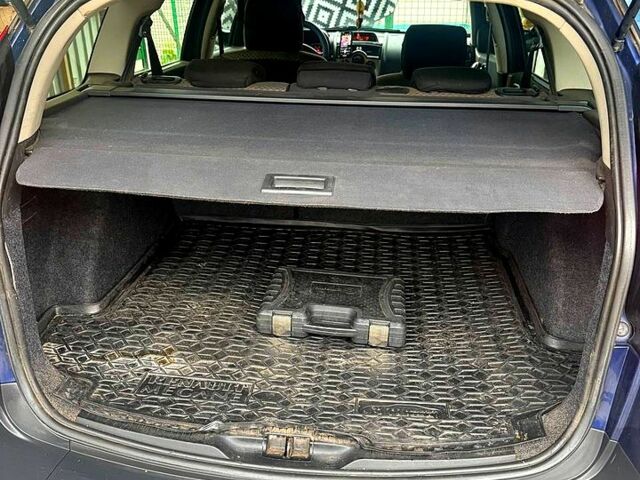 Синій Рено Меган, об'ємом двигуна 1.6 л та пробігом 277 тис. км за 6000 $, фото 1 на Automoto.ua