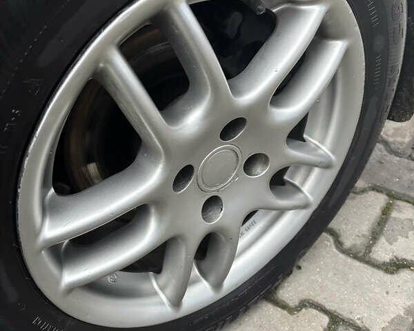 Синий Рено Меган, объемом двигателя 1.5 л и пробегом 210 тыс. км за 4800 $, фото 5 на Automoto.ua