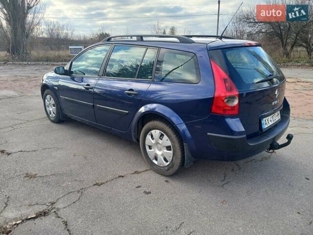 Синий Рено Меган, объемом двигателя 1.6 л и пробегом 377 тыс. км за 3950 $, фото 3 на Automoto.ua