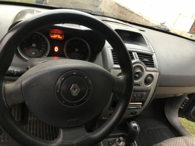 Синій Рено Меган, об'ємом двигуна 1.6 л та пробігом 180 тис. км за 4500 $, фото 4 на Automoto.ua