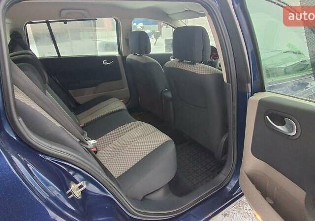 Синий Рено Меган, объемом двигателя 1.6 л и пробегом 193 тыс. км за 4499 $, фото 17 на Automoto.ua