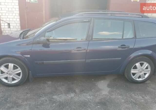 Синий Рено Меган, объемом двигателя 1.46 л и пробегом 282 тыс. км за 4500 $, фото 2 на Automoto.ua