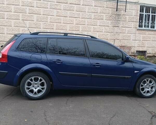 Синий Рено Меган, объемом двигателя 1.6 л и пробегом 216 тыс. км за 4550 $, фото 5 на Automoto.ua