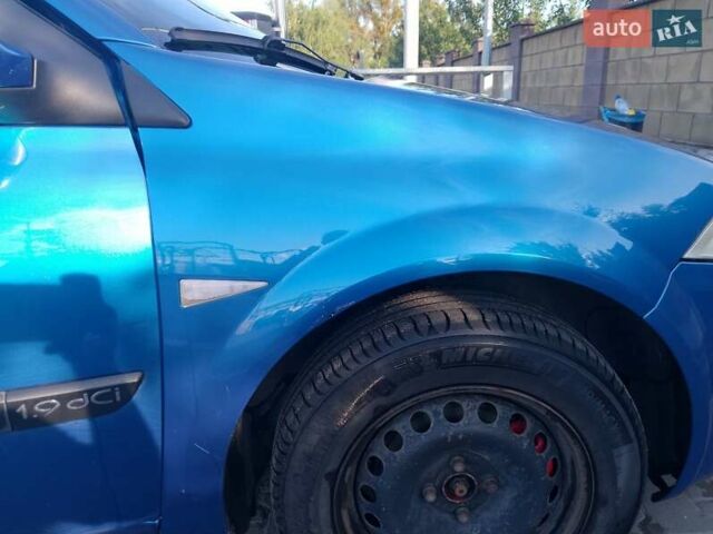 Синий Рено Меган, объемом двигателя 1.87 л и пробегом 330 тыс. км за 4200 $, фото 27 на Automoto.ua