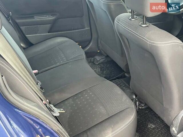 Синій Рено Меган, об'ємом двигуна 1.4 л та пробігом 229 тис. км за 4790 $, фото 21 на Automoto.ua