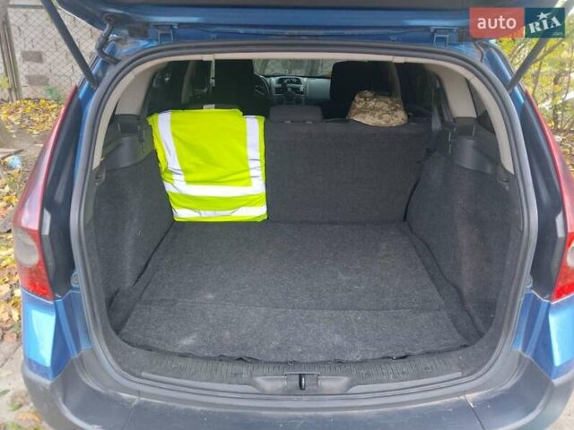 Синий Рено Меган, объемом двигателя 1.87 л и пробегом 330 тыс. км за 4200 $, фото 13 на Automoto.ua