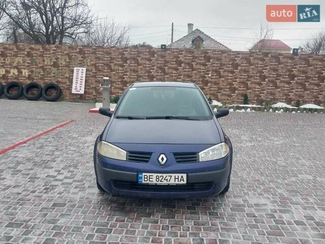 Синий Рено Меган, объемом двигателя 1.39 л и пробегом 300 тыс. км за 3850 $, фото 1 на Automoto.ua