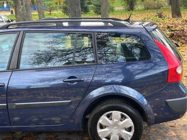 Синий Рено Меган, объемом двигателя 1.4 л и пробегом 229 тыс. км за 4790 $, фото 8 на Automoto.ua