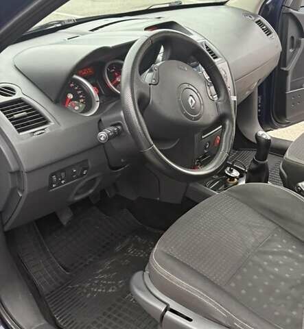 Синій Рено Меган, об'ємом двигуна 1.6 л та пробігом 287 тис. км за 4800 $, фото 7 на Automoto.ua