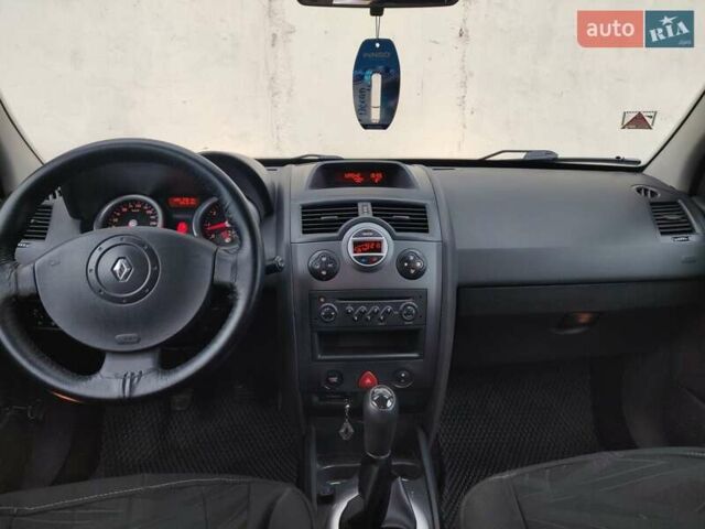 Синій Рено Меган, об'ємом двигуна 1.6 л та пробігом 189 тис. км за 4700 $, фото 21 на Automoto.ua