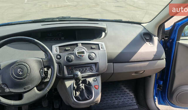 Синій Рено Меган, об'ємом двигуна 2 л та пробігом 262 тис. км за 4800 $, фото 10 на Automoto.ua