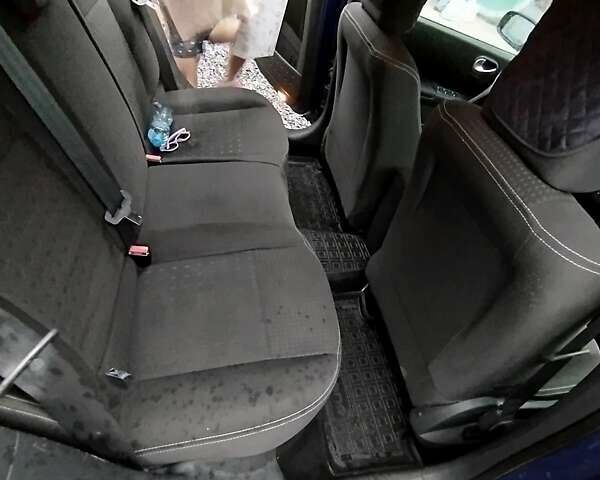 Синій Рено Меган, об'ємом двигуна 1.4 л та пробігом 322 тис. км за 3500 $, фото 21 на Automoto.ua
