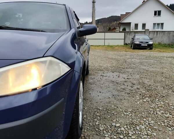 Синий Рено Меган, объемом двигателя 1.46 л и пробегом 304 тыс. км за 4200 $, фото 18 на Automoto.ua