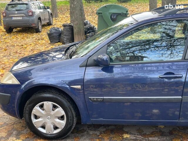 Синій Рено Меган, об'ємом двигуна 1.4 л та пробігом 229 тис. км за 4790 $, фото 9 на Automoto.ua