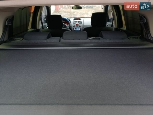 Синий Рено Меган, объемом двигателя 1.6 л и пробегом 210 тыс. км за 4900 $, фото 36 на Automoto.ua