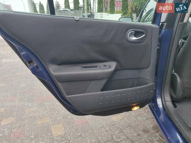 Синій Рено Меган, об'ємом двигуна 1.6 л та пробігом 189 тис. км за 4700 $, фото 16 на Automoto.ua