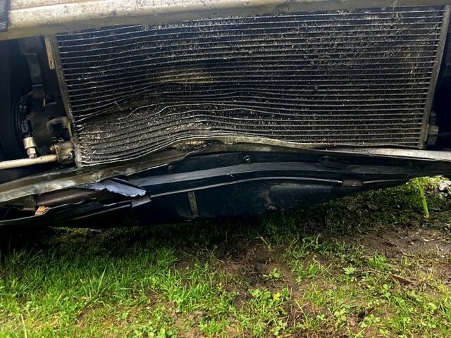 Синий Рено Меган, объемом двигателя 1.6 л и пробегом 0 тыс. км за 2000 $, фото 12 на Automoto.ua