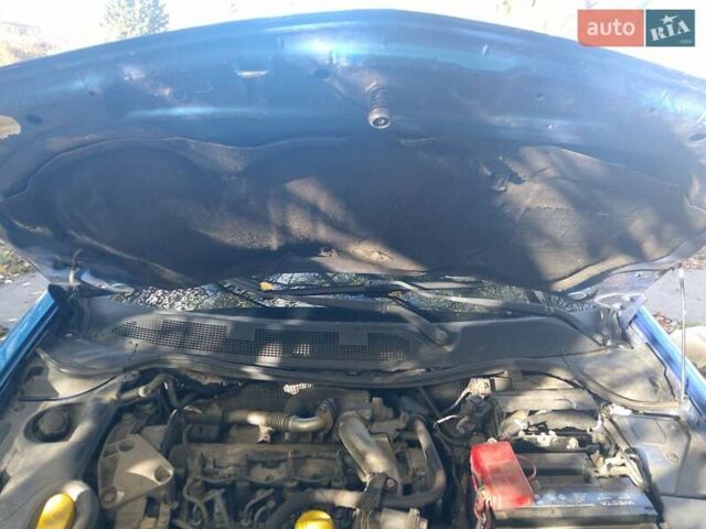 Синий Рено Меган, объемом двигателя 1.87 л и пробегом 330 тыс. км за 4200 $, фото 5 на Automoto.ua