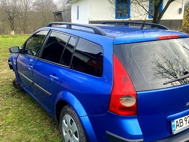 Синий Рено Меган, объемом двигателя 1.6 л и пробегом 0 тыс. км за 2000 $, фото 9 на Automoto.ua