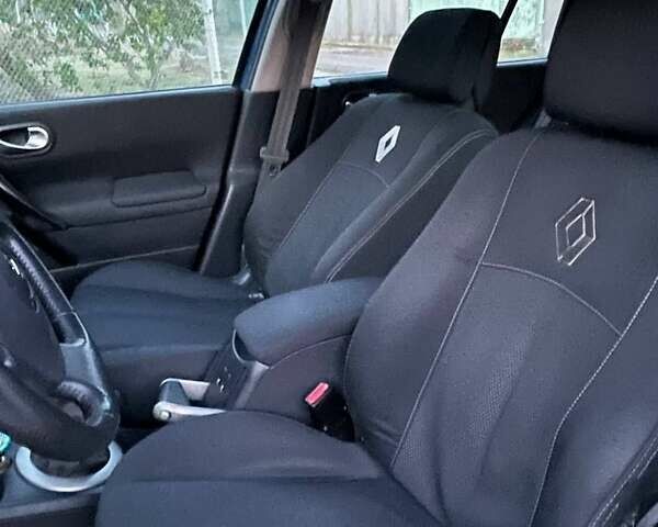 Синій Рено Меган, об'ємом двигуна 1.6 л та пробігом 220 тис. км за 5200 $, фото 9 на Automoto.ua