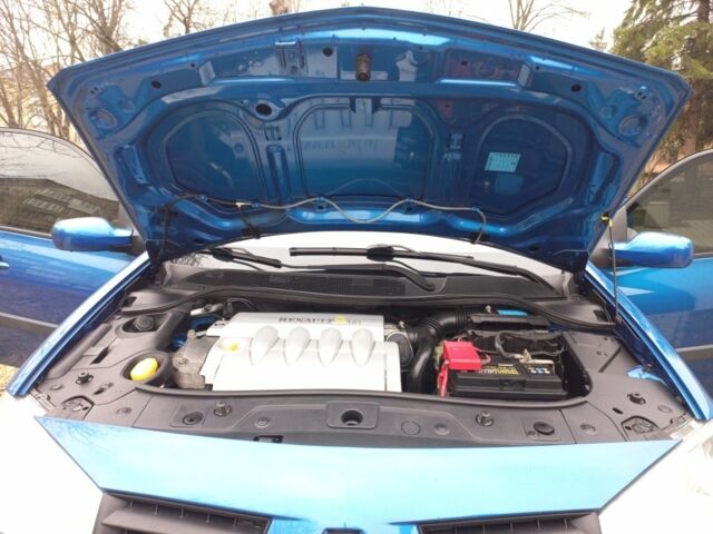 Синій Рено Меган, об'ємом двигуна 0 л та пробігом 206 тис. км за 5650 $, фото 2 на Automoto.ua