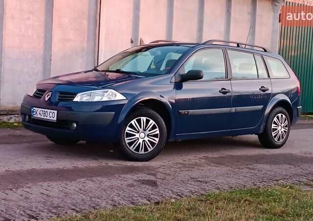 Синий Рено Меган, объемом двигателя 1.6 л и пробегом 205 тыс. км за 3650 $, фото 5 на Automoto.ua