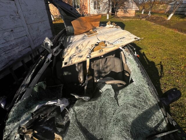 Синій Рено Меган, об'ємом двигуна 1.6 л та пробігом 190 тис. км за 500 $, фото 2 на Automoto.ua