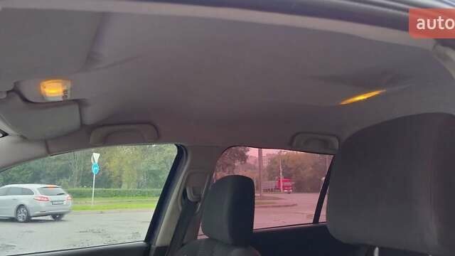 Рено Меган 2005 в Луцке на Automoto.ua Синий Рено Меган, объемом двигателя 1.5 л и пробегом 245 тыс. км за 4000 $, фото 11 на Automoto.ua