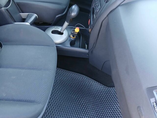 Синий Рено Меган, объемом двигателя 2 л и пробегом 235 тыс. км за 5200 $, фото 6 на Automoto.ua