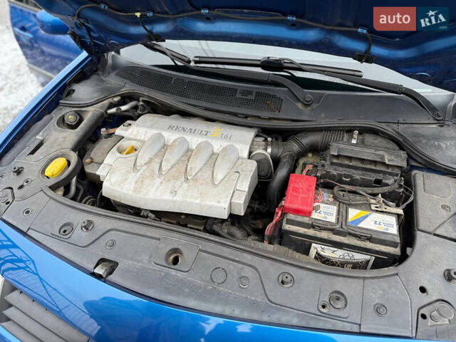 Синій Рено Меган, об'ємом двигуна 1.6 л та пробігом 215 тис. км за 4999 $, фото 46 на Automoto.ua