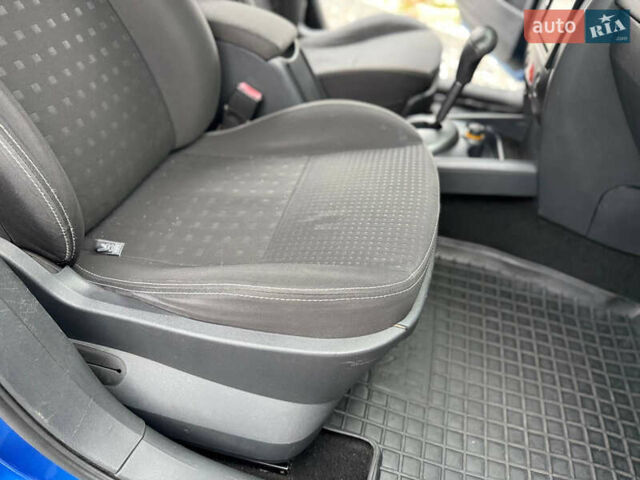 Синій Рено Меган, об'ємом двигуна 1.6 л та пробігом 215 тис. км за 4999 $, фото 42 на Automoto.ua