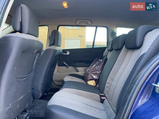 Синий Рено Меган, объемом двигателя 1.5 л и пробегом 304 тыс. км за 3900 $, фото 9 на Automoto.ua