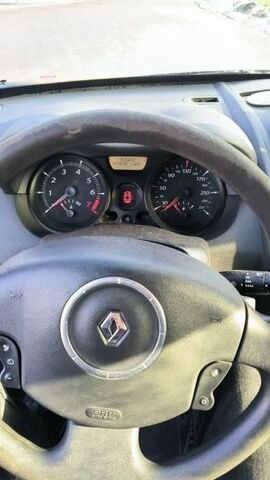 Синий Рено Меган, объемом двигателя 1.6 л и пробегом 322 тыс. км за 4000 $, фото 10 на Automoto.ua