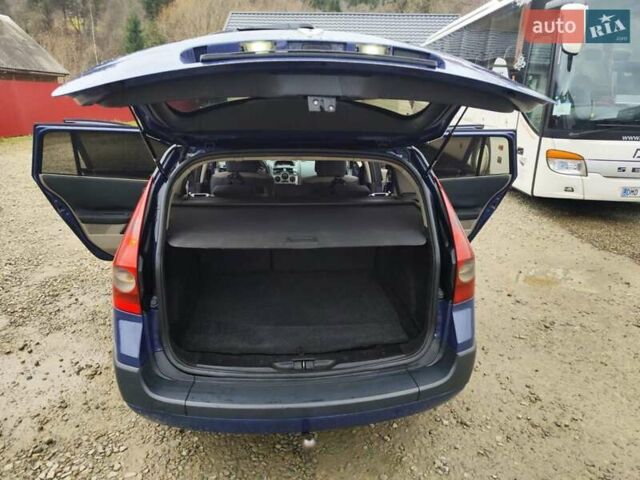 Синий Рено Меган, объемом двигателя 1.46 л и пробегом 304 тыс. км за 4200 $, фото 17 на Automoto.ua