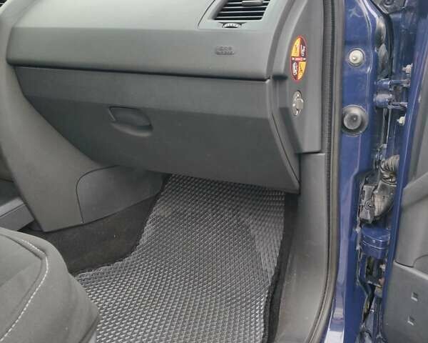 Синій Рено Меган, об'ємом двигуна 1.6 л та пробігом 189 тис. км за 4700 $, фото 23 на Automoto.ua