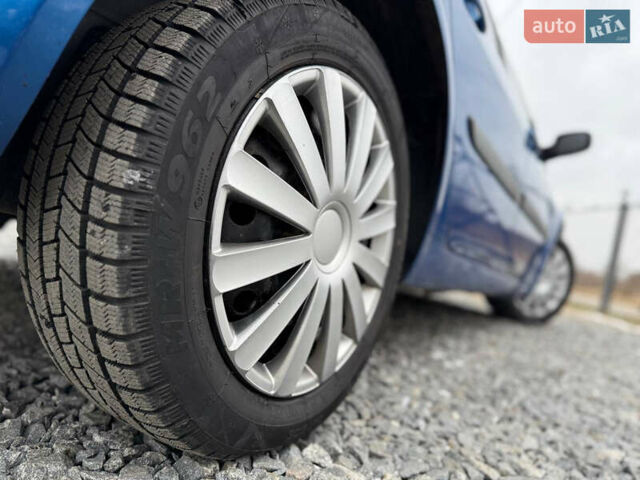 Синій Рено Меган, об'ємом двигуна 1.6 л та пробігом 215 тис. км за 4999 $, фото 28 на Automoto.ua