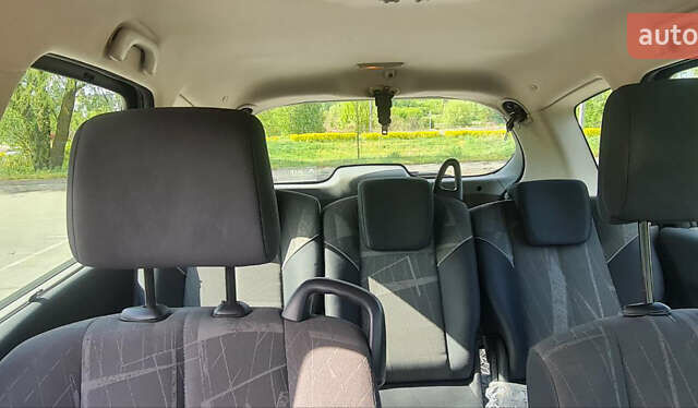 Синий Рено Меган, объемом двигателя 2 л и пробегом 262 тыс. км за 4800 $, фото 6 на Automoto.ua