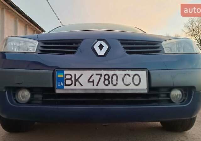 Синий Рено Меган, объемом двигателя 1.6 л и пробегом 205 тыс. км за 3650 $, фото 28 на Automoto.ua