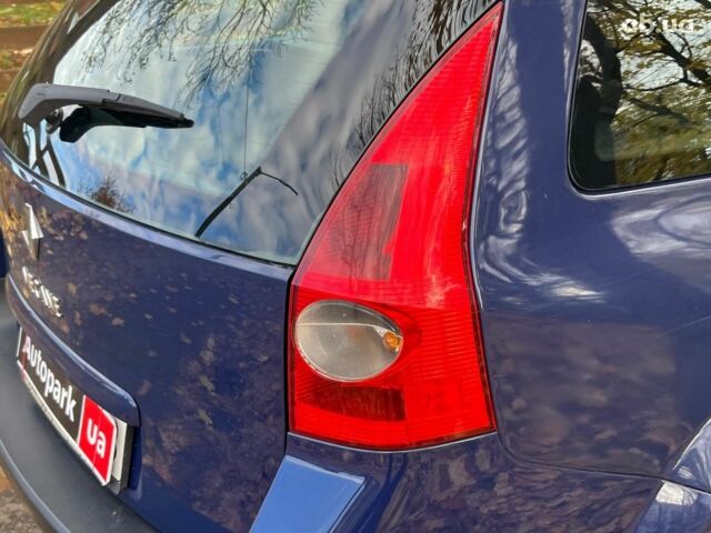 Синій Рено Меган, об'ємом двигуна 1.4 л та пробігом 229 тис. км за 4790 $, фото 12 на Automoto.ua