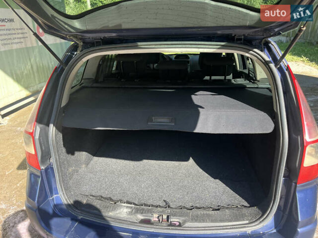 Синій Рено Меган, об'ємом двигуна 1.46 л та пробігом 270 тис. км за 3800 $, фото 21 на Automoto.ua