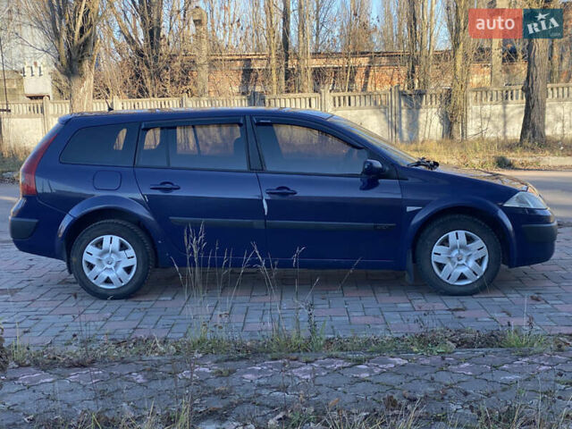 Синий Рено Меган, объемом двигателя 1.5 л и пробегом 304 тыс. км за 3900 $, фото 3 на Automoto.ua