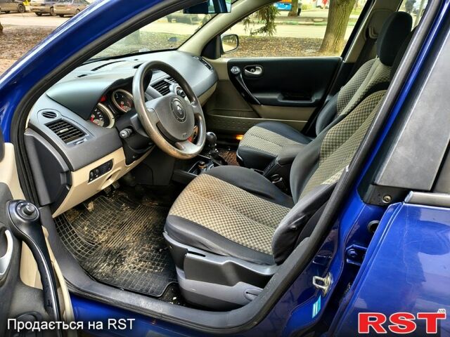 Синий Рено Меган, объемом двигателя 1.9 л и пробегом 242 тыс. км за 3800 $, фото 7 на Automoto.ua