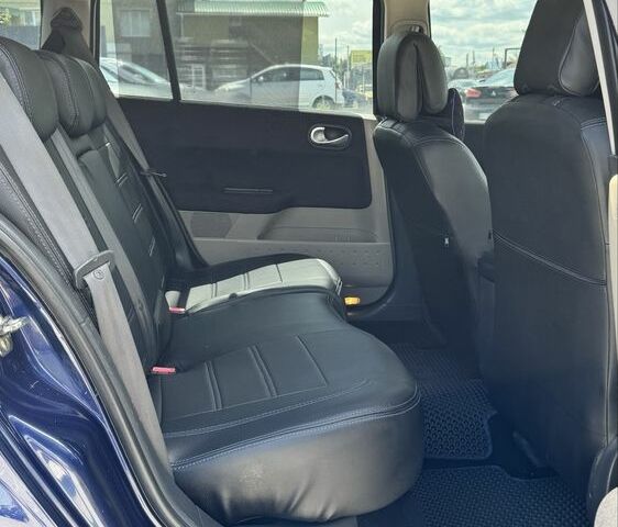 Синий Рено Меган, объемом двигателя 1.6 л и пробегом 210 тыс. км за 5600 $, фото 16 на Automoto.ua
