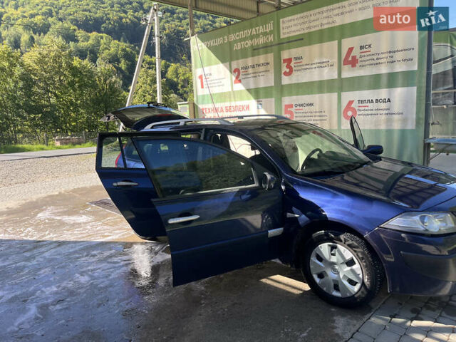 Синій Рено Меган, об'ємом двигуна 1.46 л та пробігом 270 тис. км за 3800 $, фото 12 на Automoto.ua